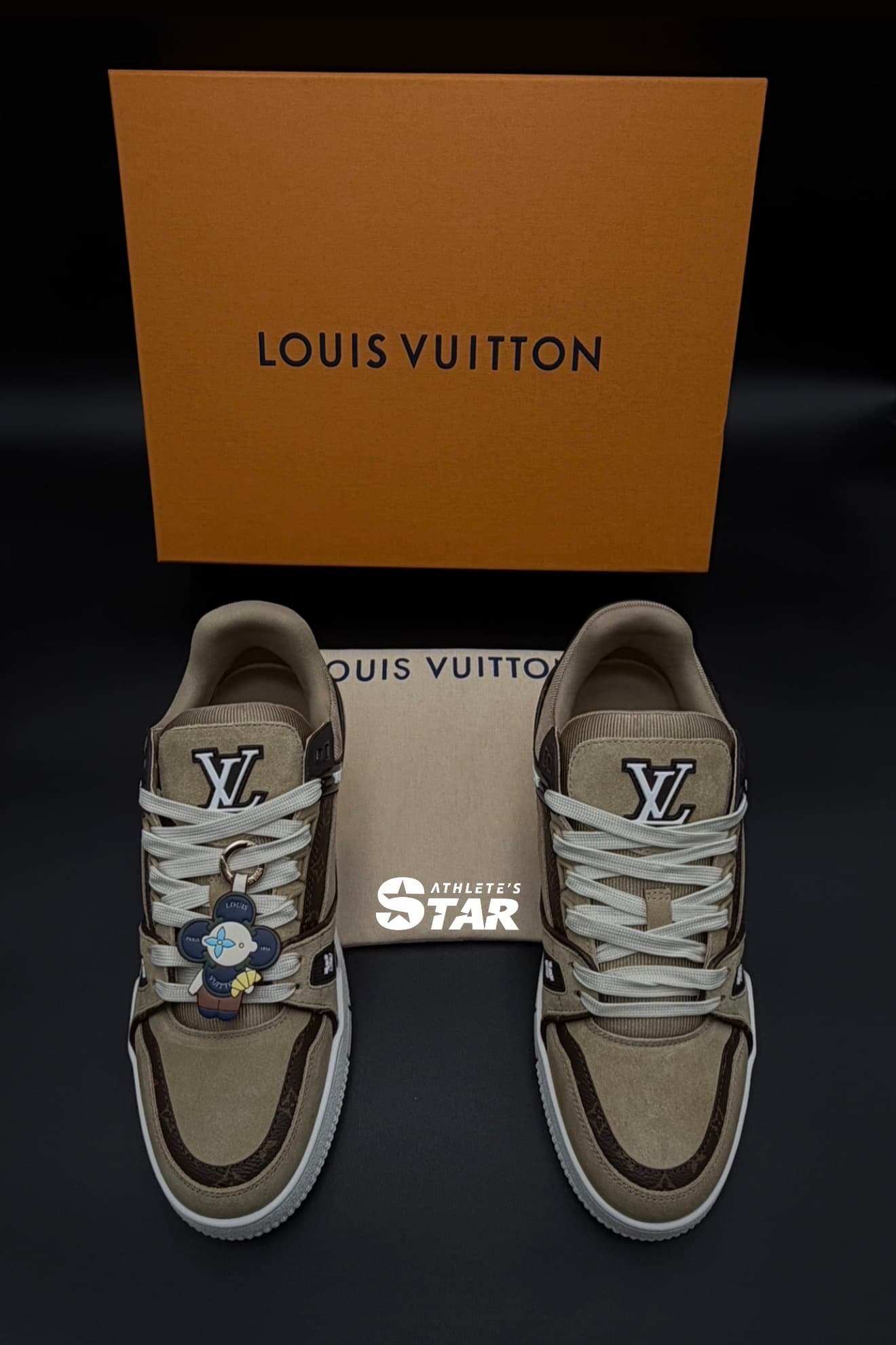 Sneakers — Louis Vuitton